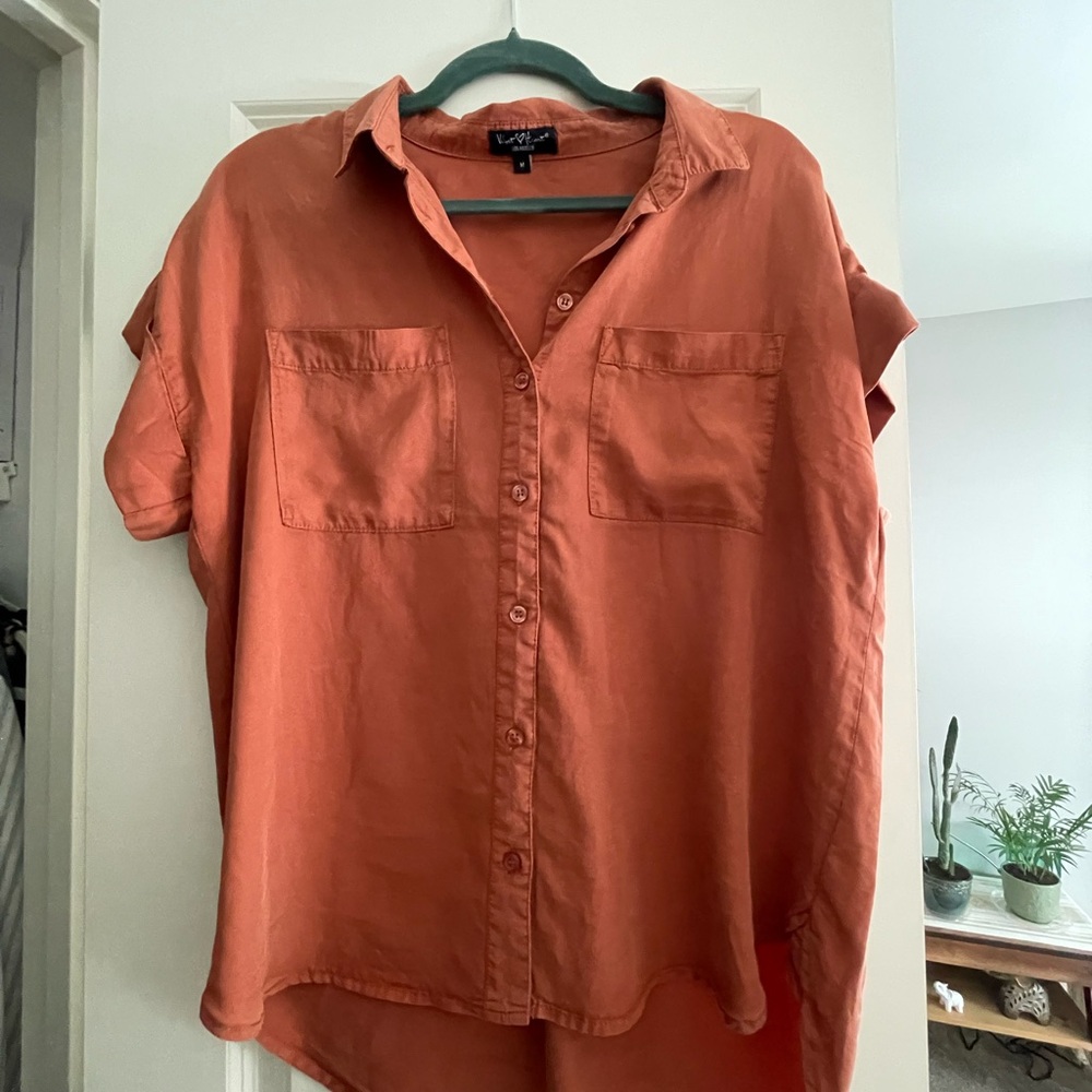 *Donating 5/30* Velvet by Graham & Spencer Terracotta Shirt